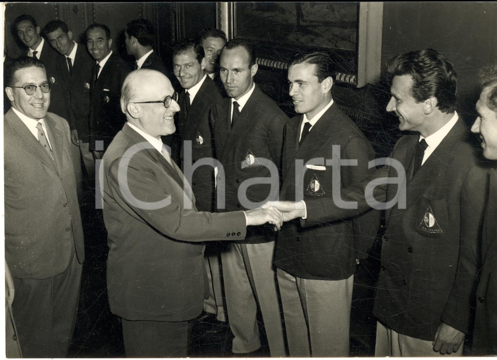 1955 ca TORINO CALCIO Sindaco Amedeo PEYRON con la squadra del TORO *Foto 18x13