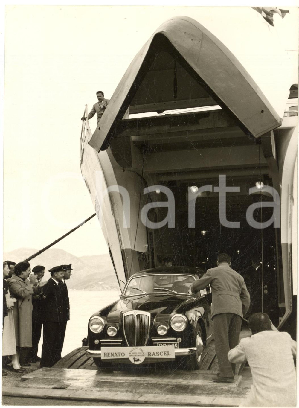 1957 RALLY DEL CINEMA Trasporto auto di Renato RASCEL in traghetto *Foto 13x18