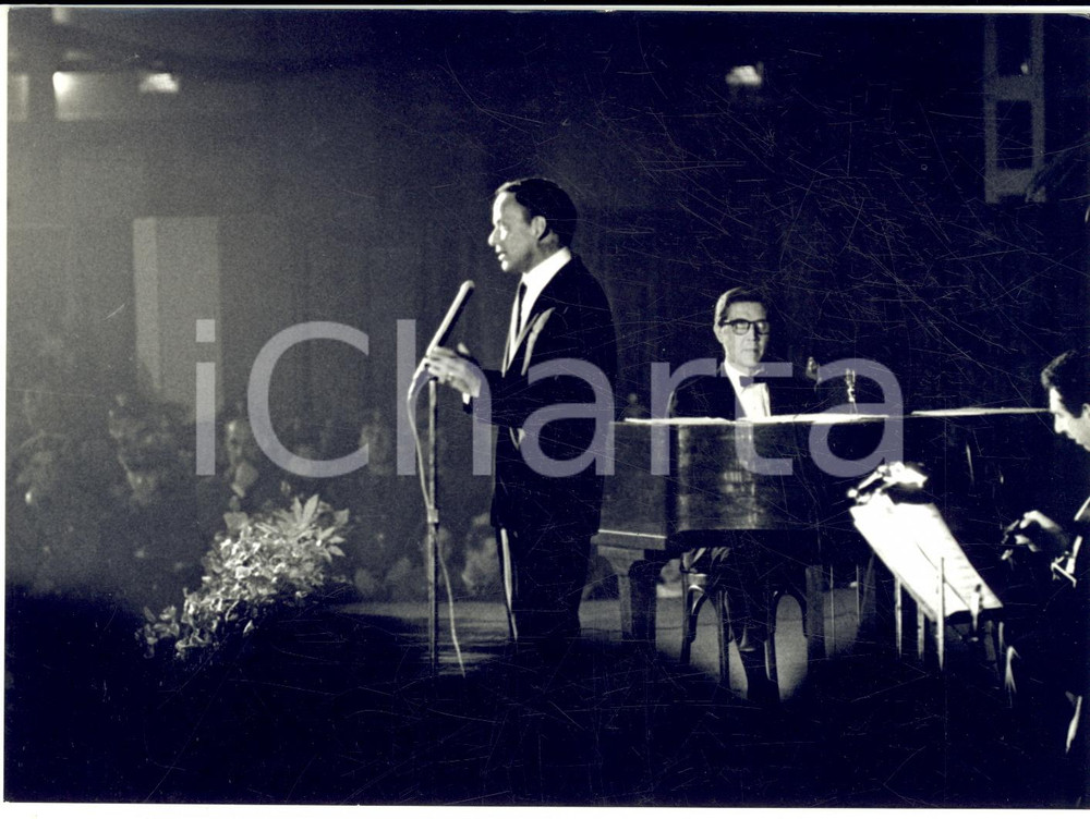 1962 MILANO Palazzo del Ghiaccio - Frank SINATRA in concerto *Foto 18x13 cm