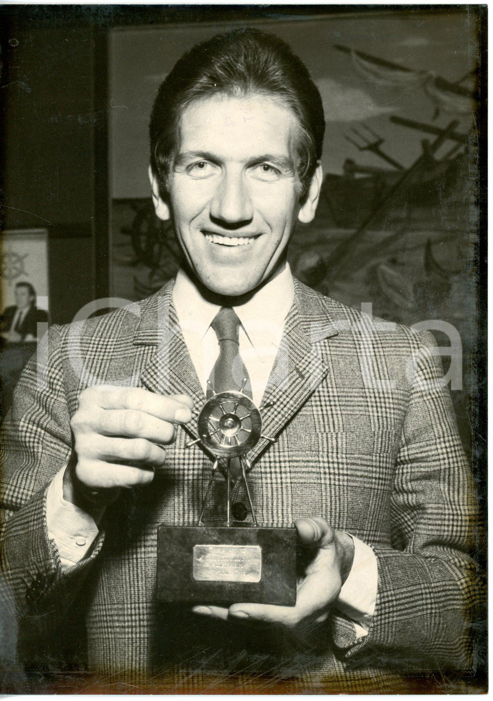 1968 MILANO Il ciclista Vittorio ADORNI premiato con il TIMONE D'ORO *Foto