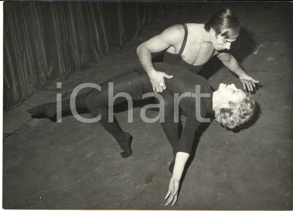 1959 CASINO DE PARIS - Line RENAUD con il ballerino Fernando REGO - Foto 18x13