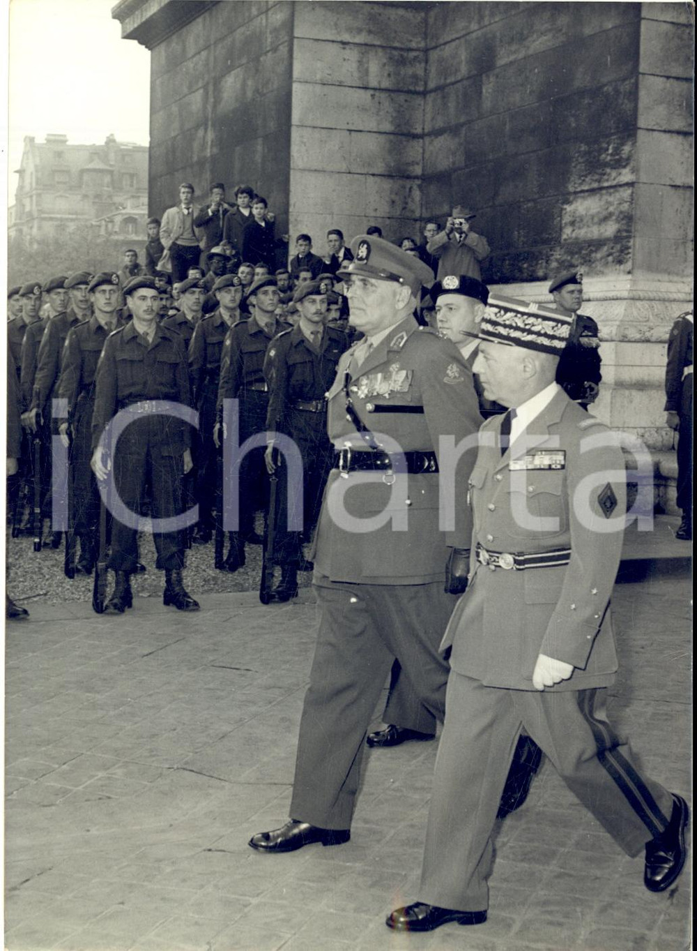 1959 PARIS Général hollandais GIPS rend hommage au Soldat Inconnu *Photo 13x18