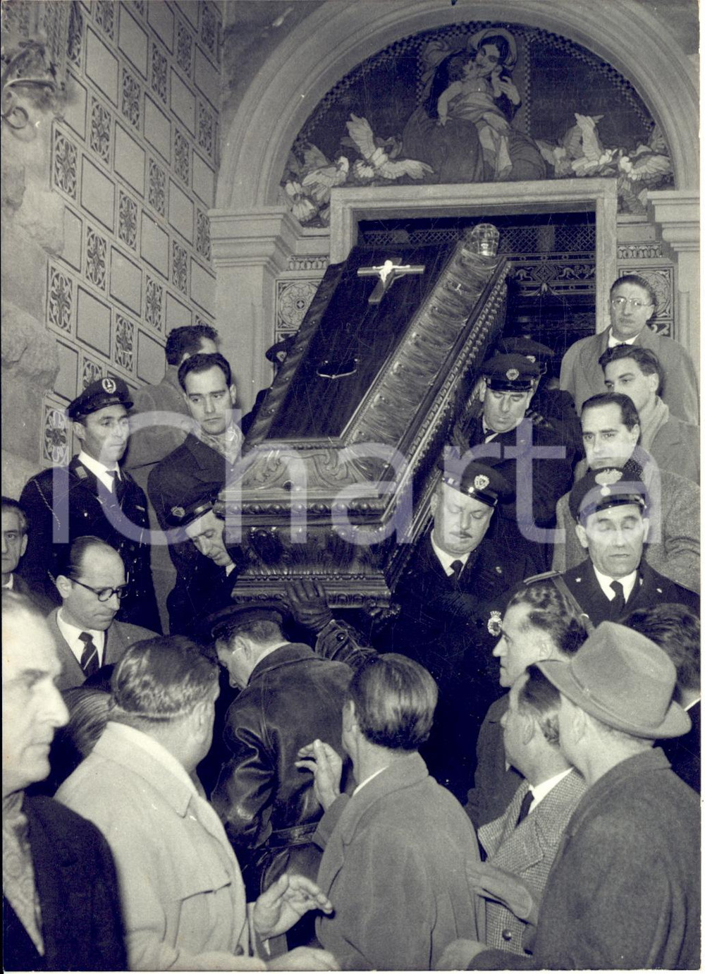 1957 ROMA Funerali tenore Beniamino GIGLI - Trasporto bara dal Villino Gigli