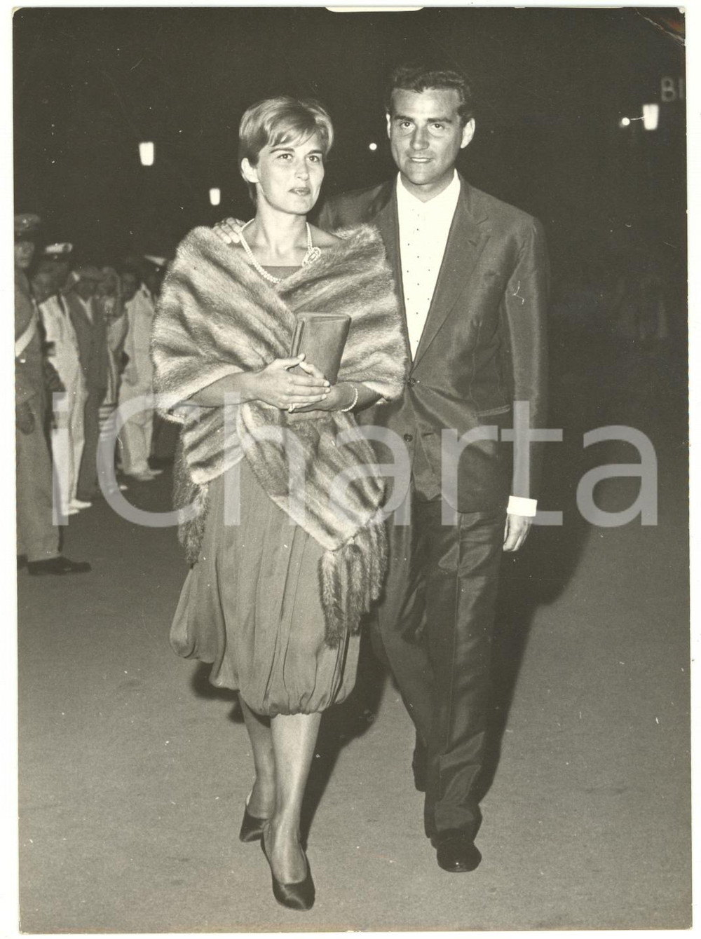 1955 ca VENEZIA MOSTRA DEL CINEMA - Cantante Teddy RENO e moglie Vania PROTTI