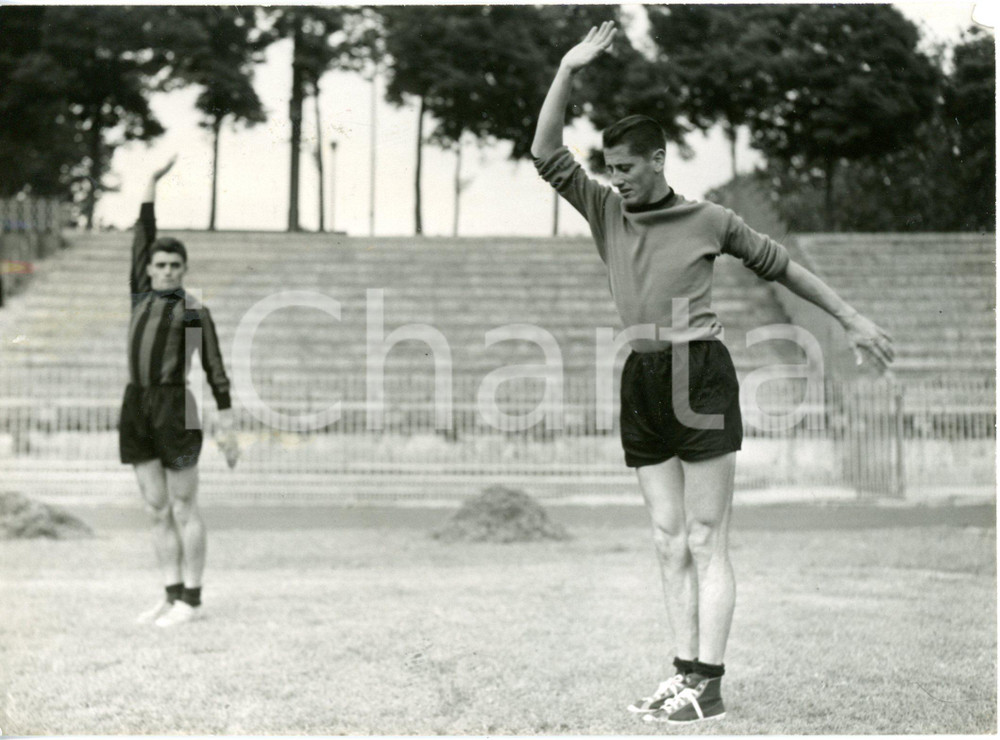 1954 MILANO Arena Civica - CALCIO Allenamento Milan - Juan Alberto SCHIAFFINO