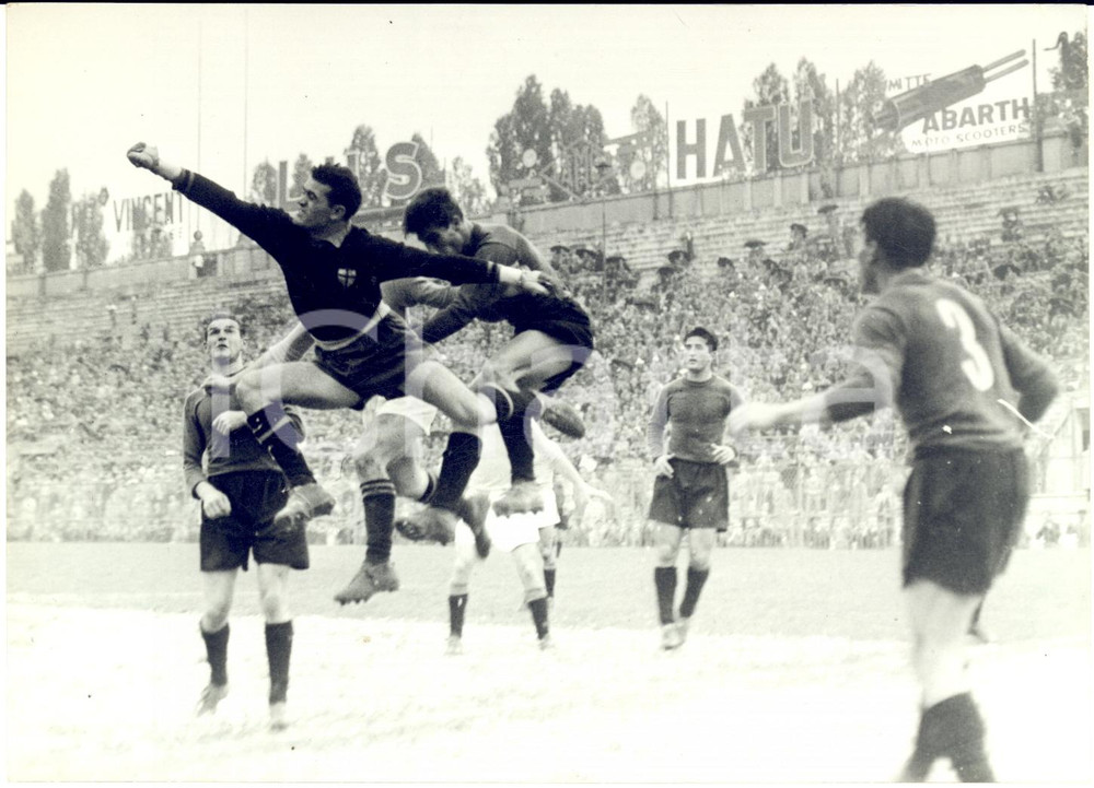 1960 ca CALCIO MILANO Allenamento NAZIONALE - Respinta di Antonio PIN *Foto