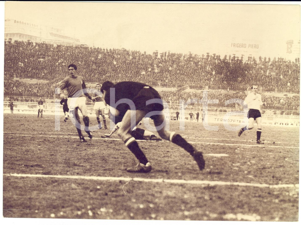 1960 ca TORINO CALCIO NAZIONALE Parata su tiro di Bruno MORA - Foto 18x13
