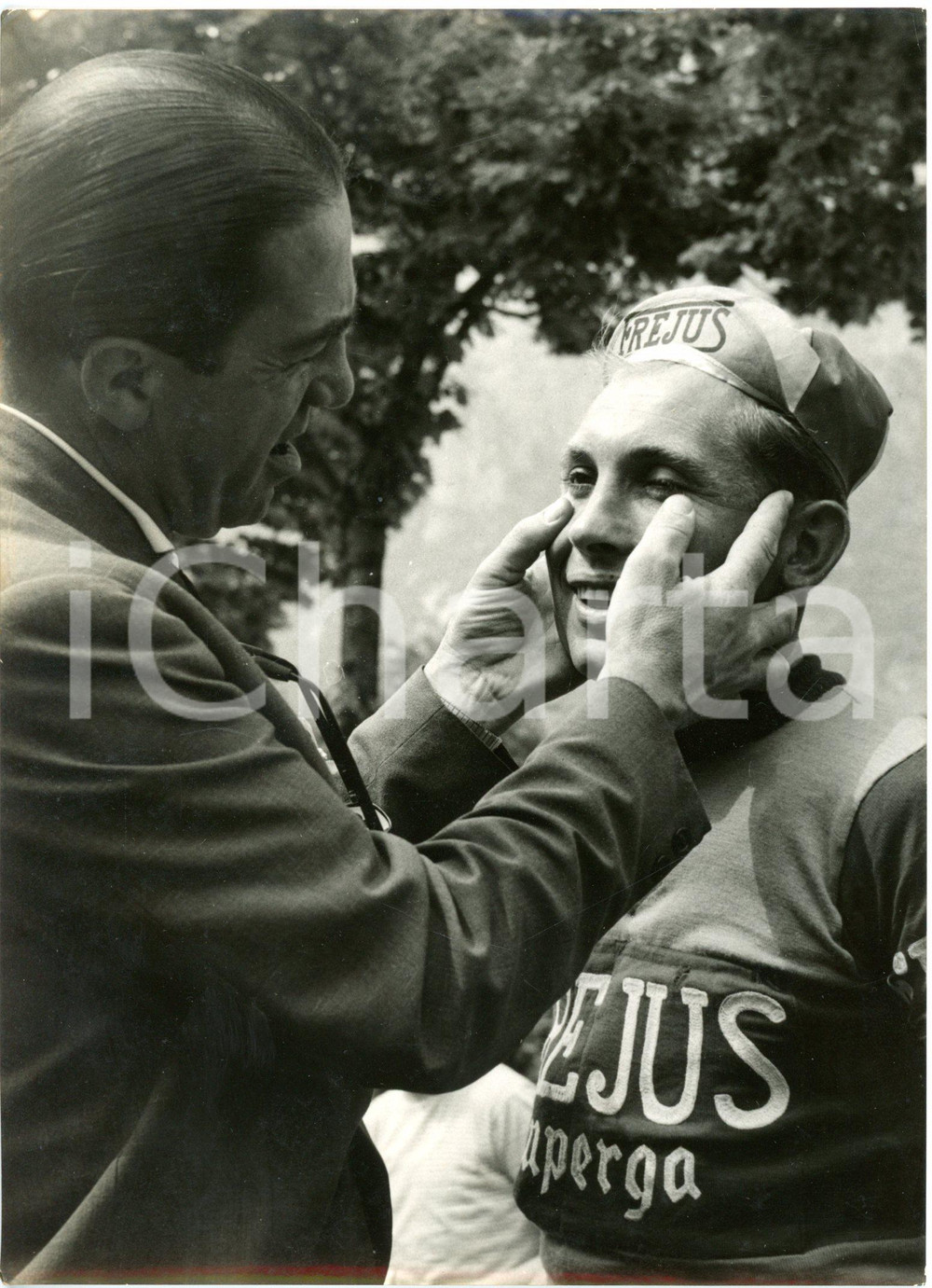 1956 CICLISMO GIRO D'ITALIA 16^TAPPA - Giuseppe FALLARINI durante visite mediche