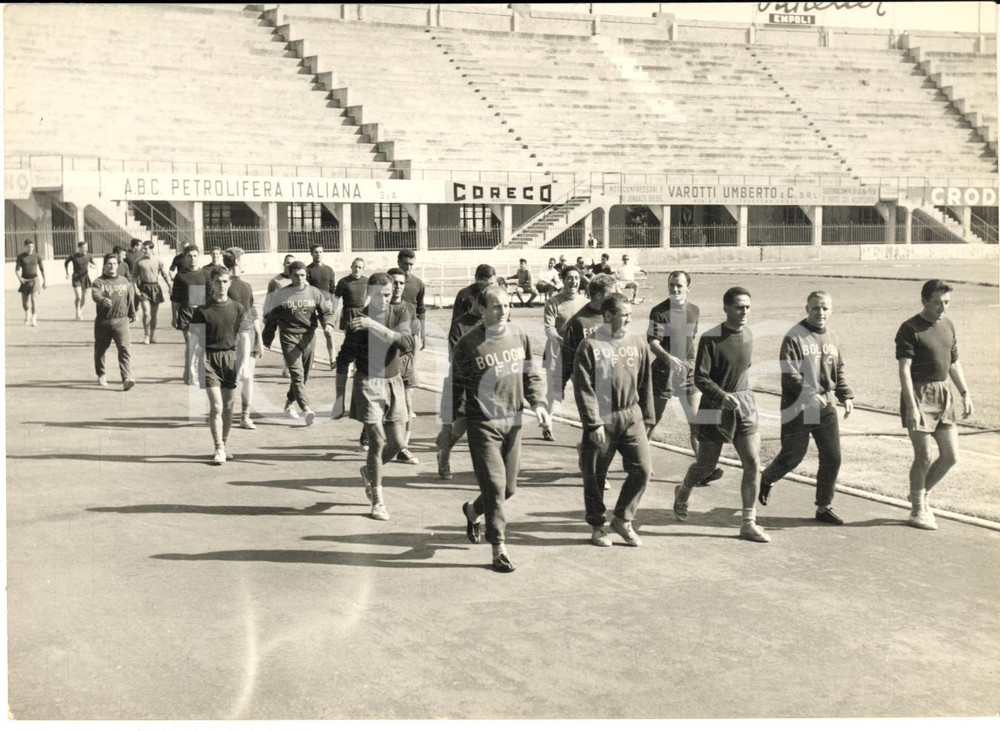 1955 ca BOLOGNA CALCIO Primo allenamento della squadra allo Stadio Comunale 
