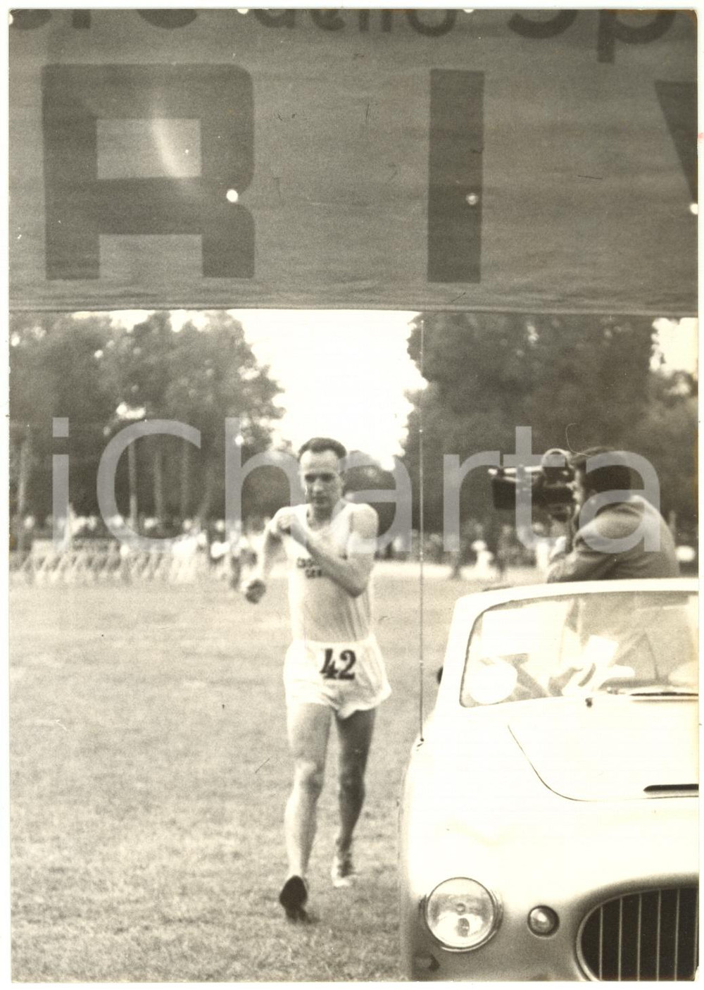 1959 ROMA MARCIA 33° Giro di Roma - L'arrivo del vincitore Abdon PAMICH *Foto