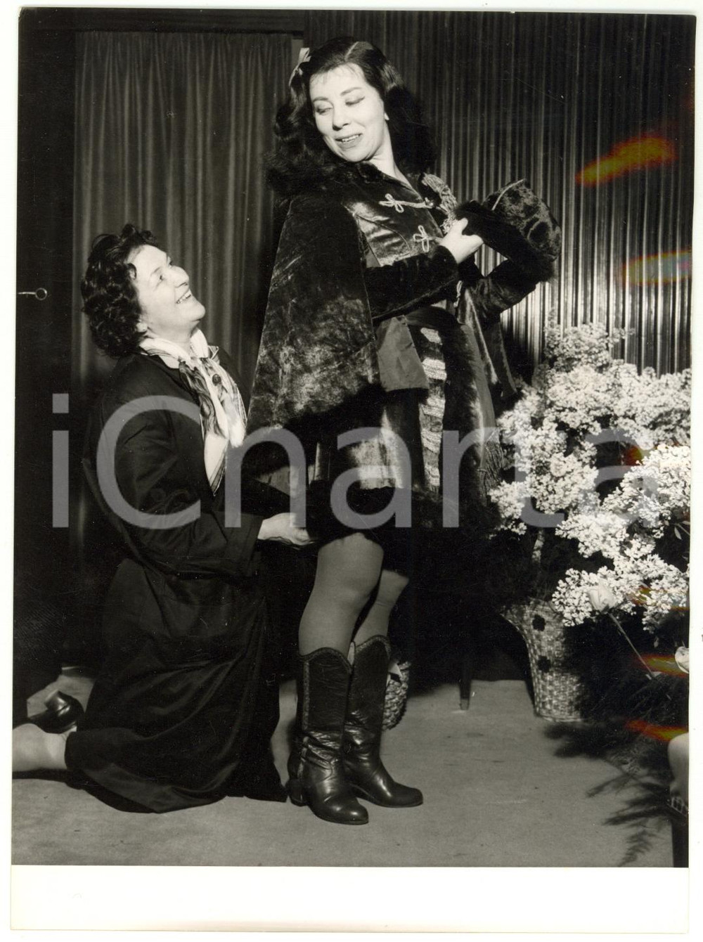 1958 MILANO LIRICA Giulietta SIMIONATO dietro le quinte dell'opera "MIGNON" Foto
