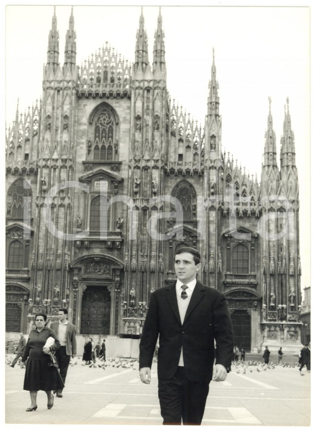 1962 MILANO Piazza Duomo - Pugile Marcel CERDAN Jr  "Dilettante di lusso" Foto