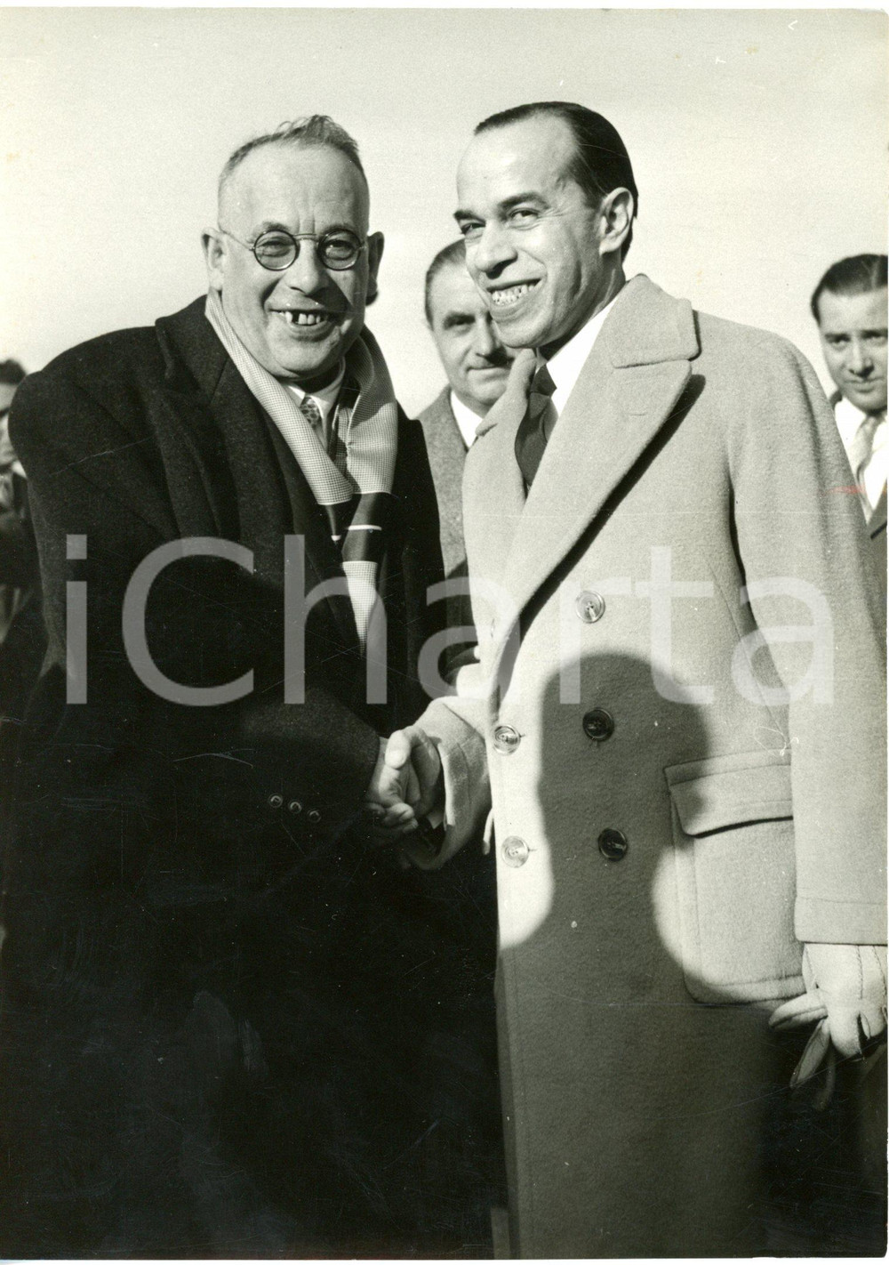 1953 ROMA Ciampino - Piero MALVESTITI accoglie il ministro Spyridon MARKEZINIS