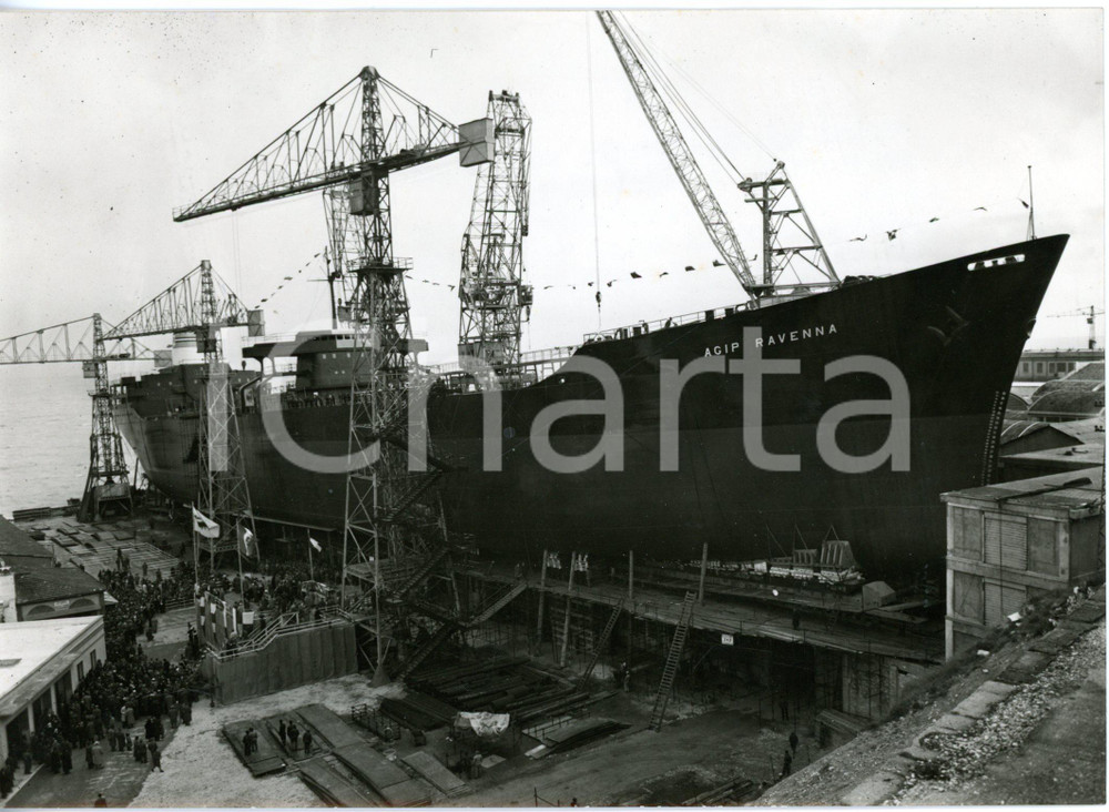 1958 ANCONA Cerimonia varo della turbocisterna AGIP RAVENNA *Foto 18x13