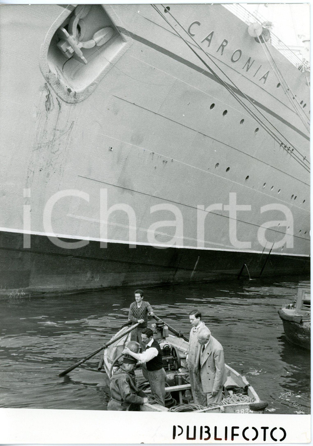 1956 NAPOLI Motonave CARONIA Verifica dei danni dopo l'arenamento di MESSINA 