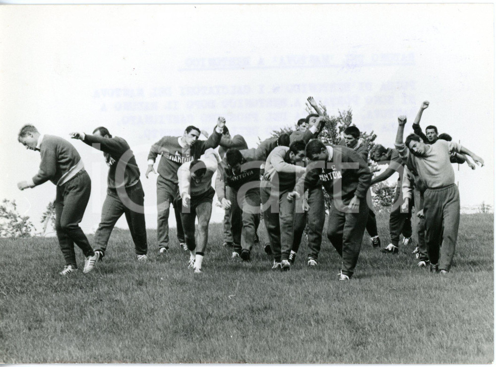 1966 BERTONICO - CALCIO Ritiro A.C. MANTOVA - I giocatori durante l'allenamento
