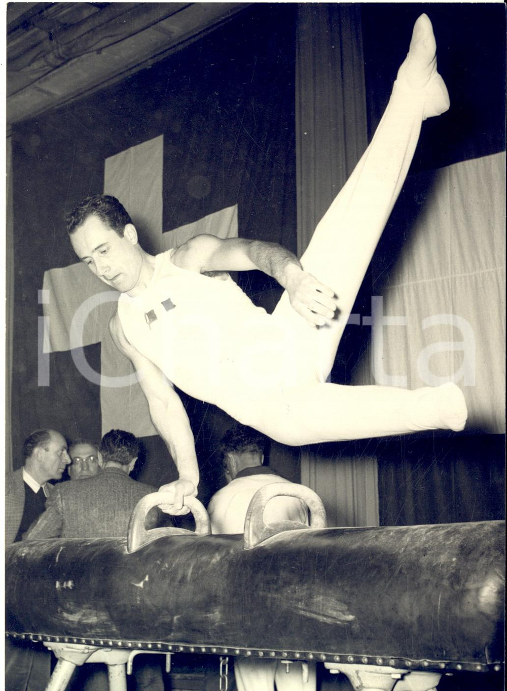 1954 SAANEN (CH) Ginnastica artistica - Guido FIGONE al cavallo con maniglie