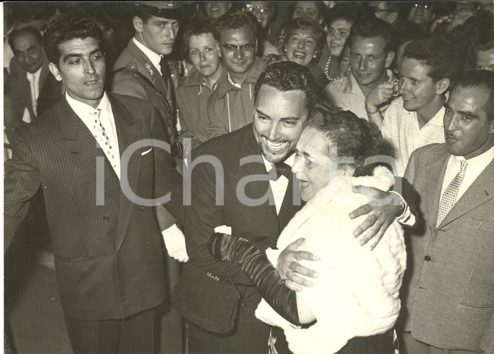 1958 VENEZIA Mostra del Cinema - Mario DEL MONACO incontra Elsa MAXWELL