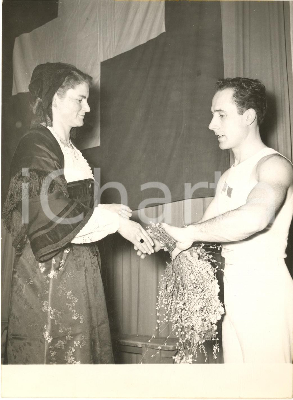 1954 SAANEN (CH) Ginnastica artistica - Premiazione Guido FIGONE - Foto 13x18