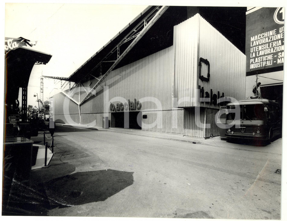 1965 GENOVA Fiera delle Telecomunicazioni - Padiglione ITALSIDER *DANNEGGIATA