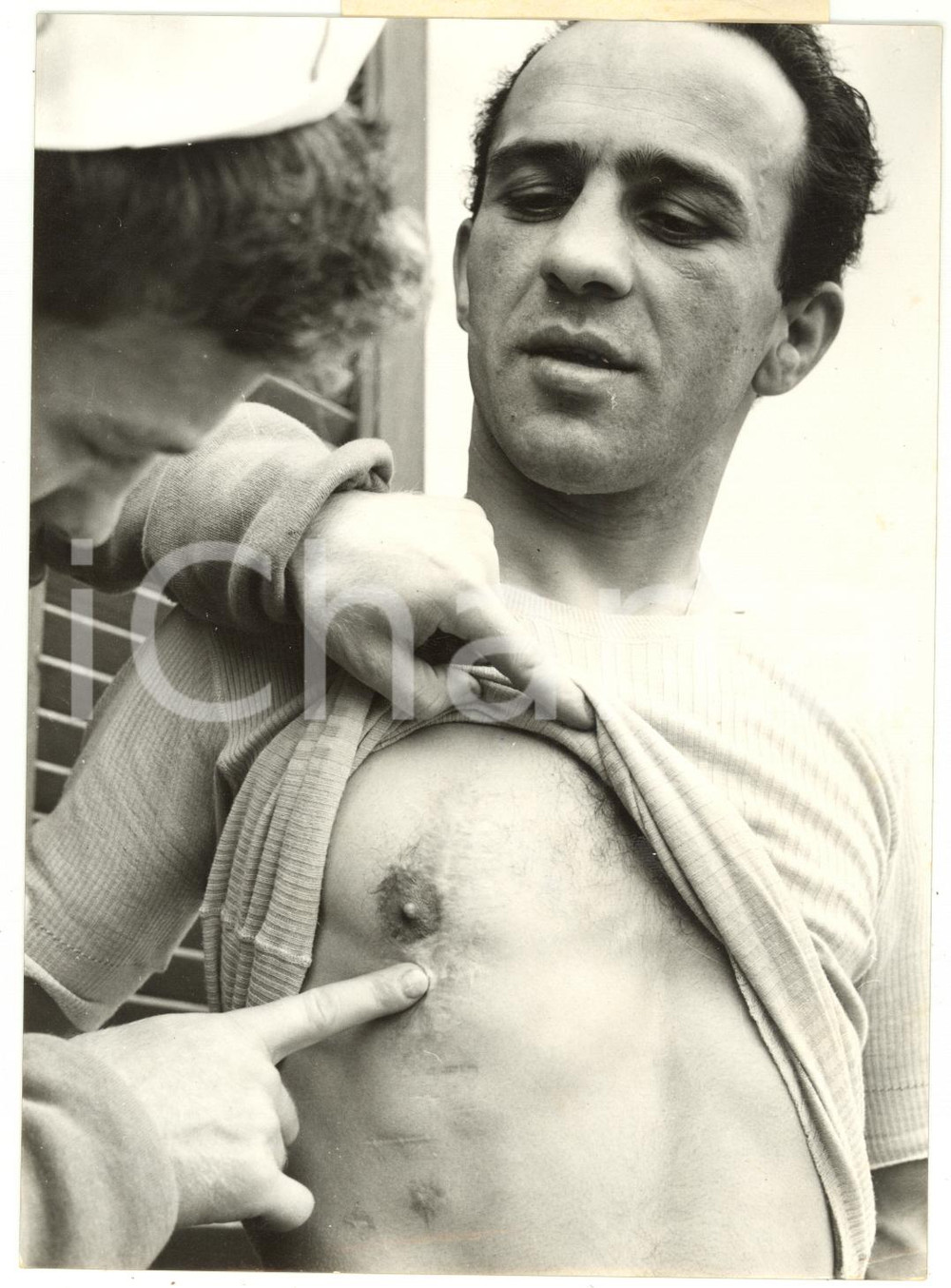 1956 COMERIO (VA) Pugile Mario D'AGATA - Controllo di una ferita d'arma da fuoco