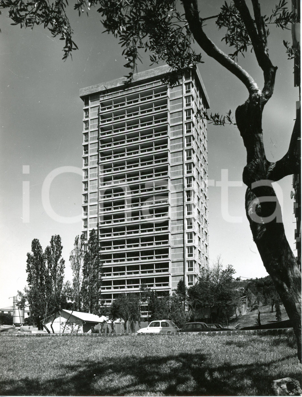 1966 GENOVA QUARTO - Veduta del grattacielo progettato da Luigi Carlo DANERI