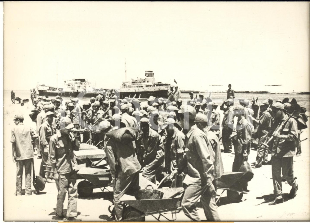 1959 CANALE DI SUEZ Lavoratori all'opera per l'ampliamento voluto da NASSER Foto