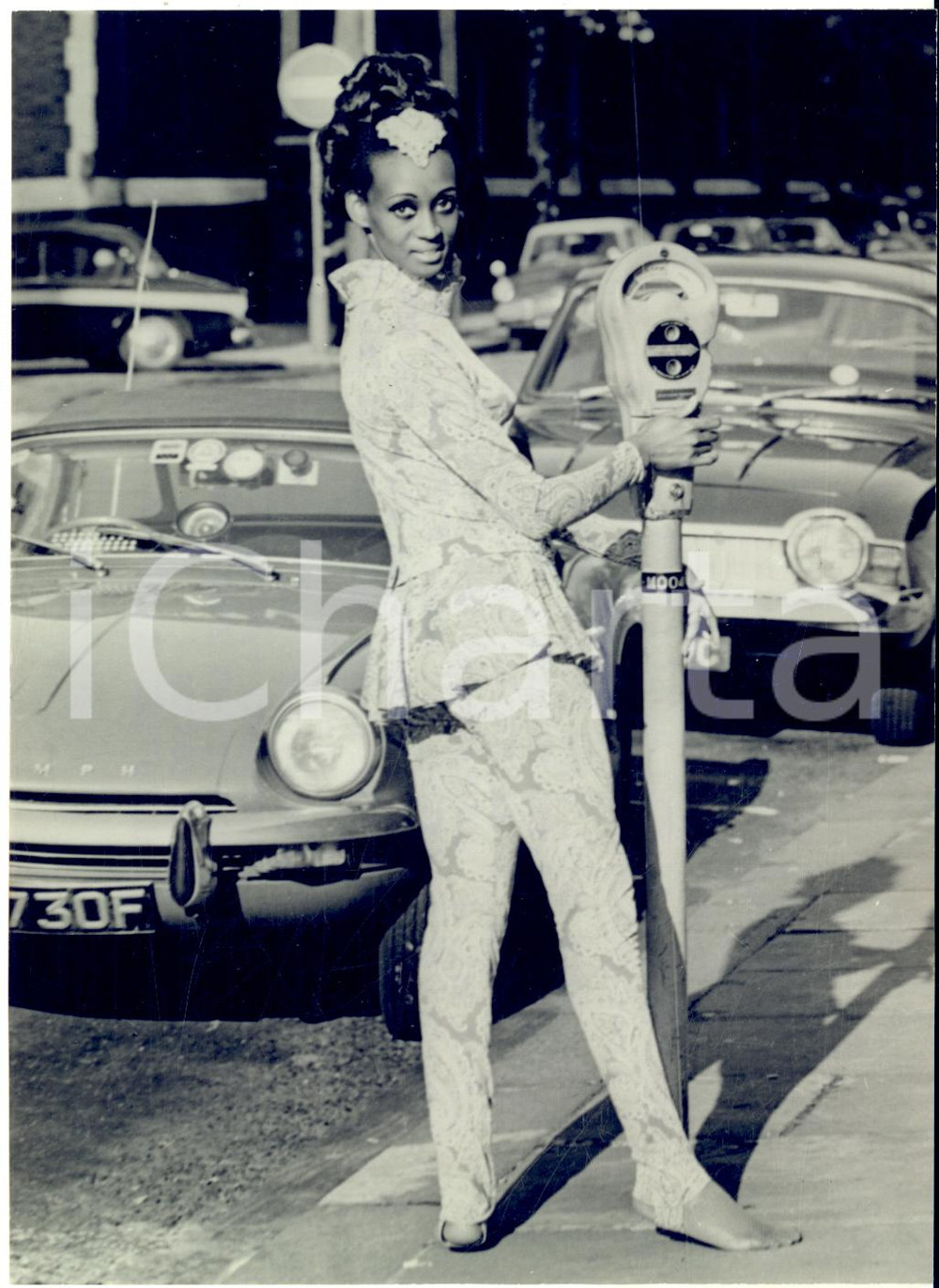 1968 (1971) LONDON Principessa Elizabeth di TORO in veste di modella *Foto 13x18