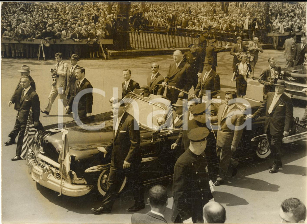 1960 NEW YORK Il generale Charles DE GAULLE acclamato dalla folla *Foto 18x13