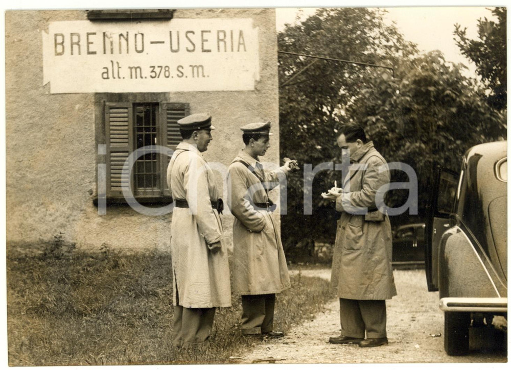 1953 BRENNO USERIA / ARCISATE Guardia di Finanza dopo arresto di contrabbandieri
