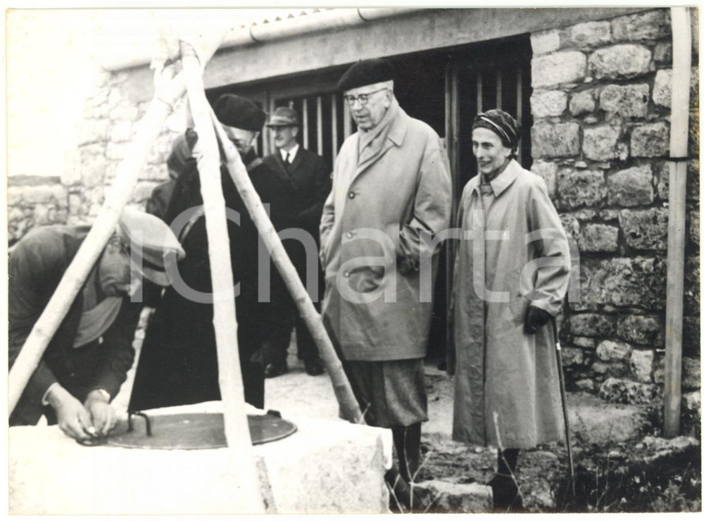 1963 AIDONE Re Gustavo VI Adolfo di Svezia visita gli scavi archeologici ^Foto