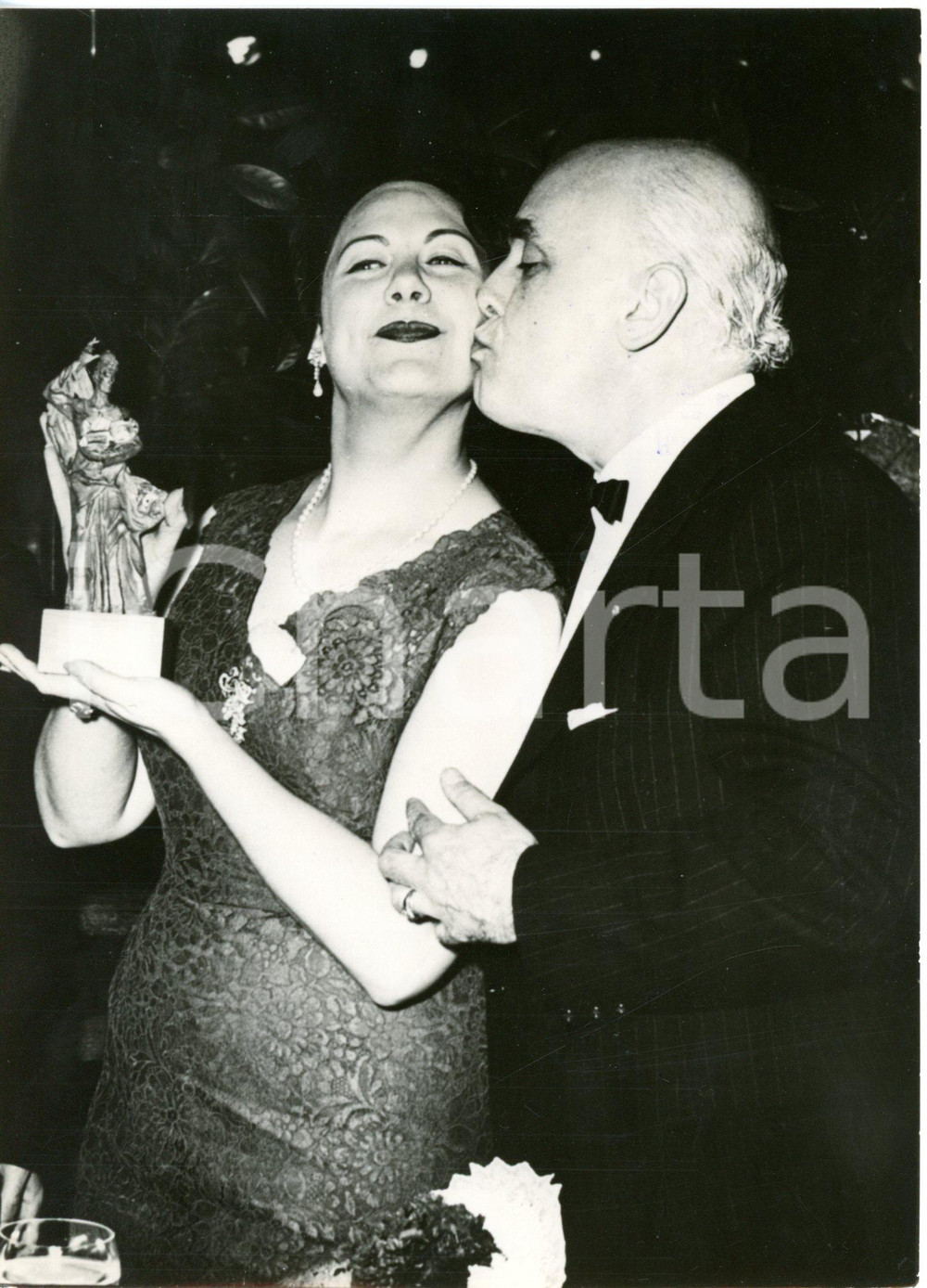 1959 FIRENZE "Premio San Luca" - Soprano Renata TEBALDI con Gino BECHI *Foto