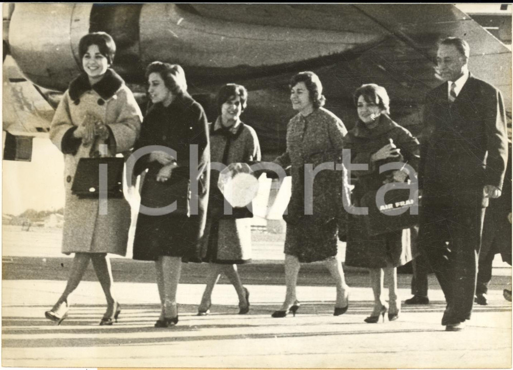 1959 TEHERAN (IRAN) Arrivo di Farah DIBA fidanzata dello Shah - Foto 18x13