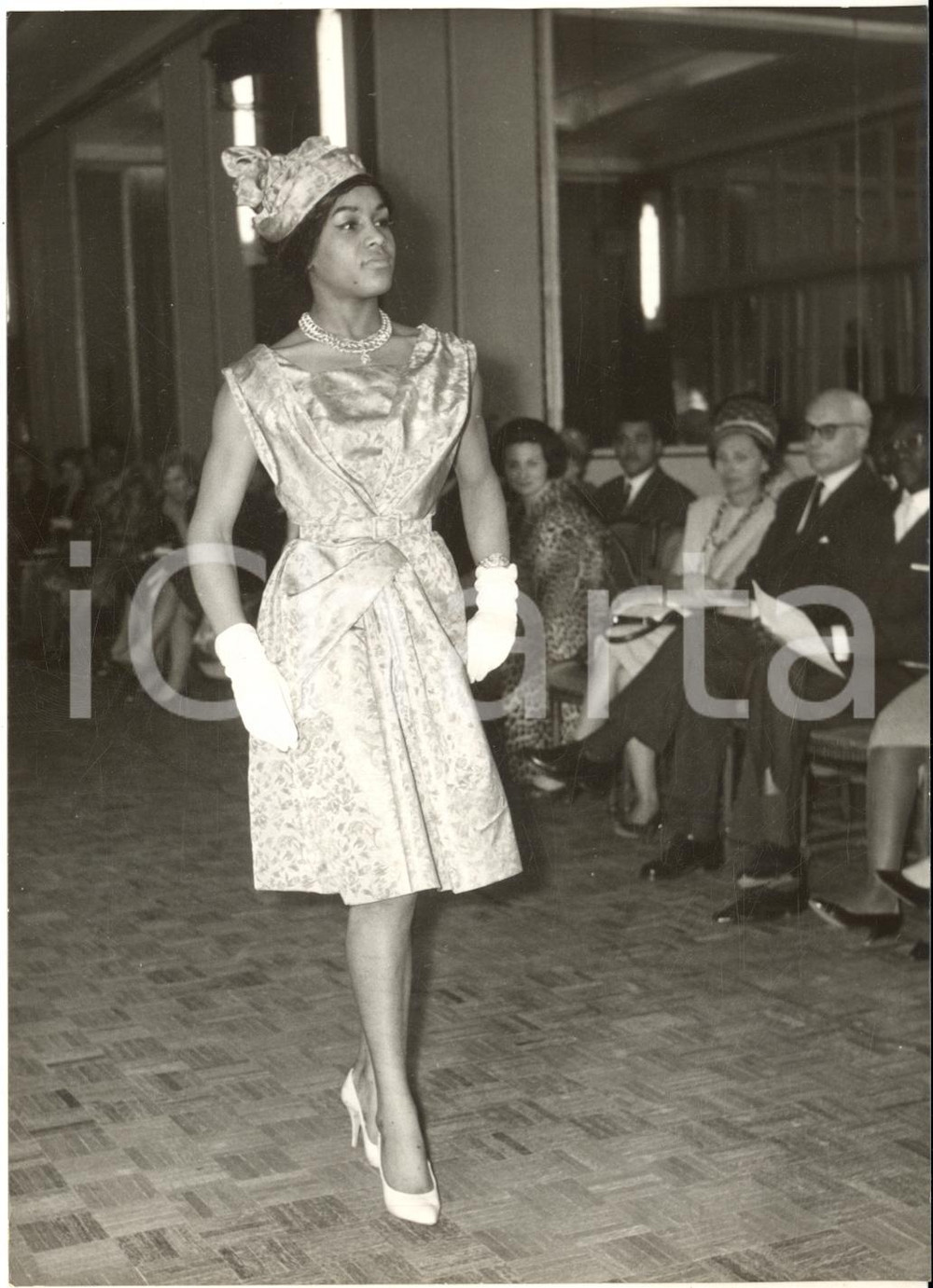 1962 PARIS HAUTE COUTURE Défilé Antoine NISAS - Robe "Martiniquaise" *Photo