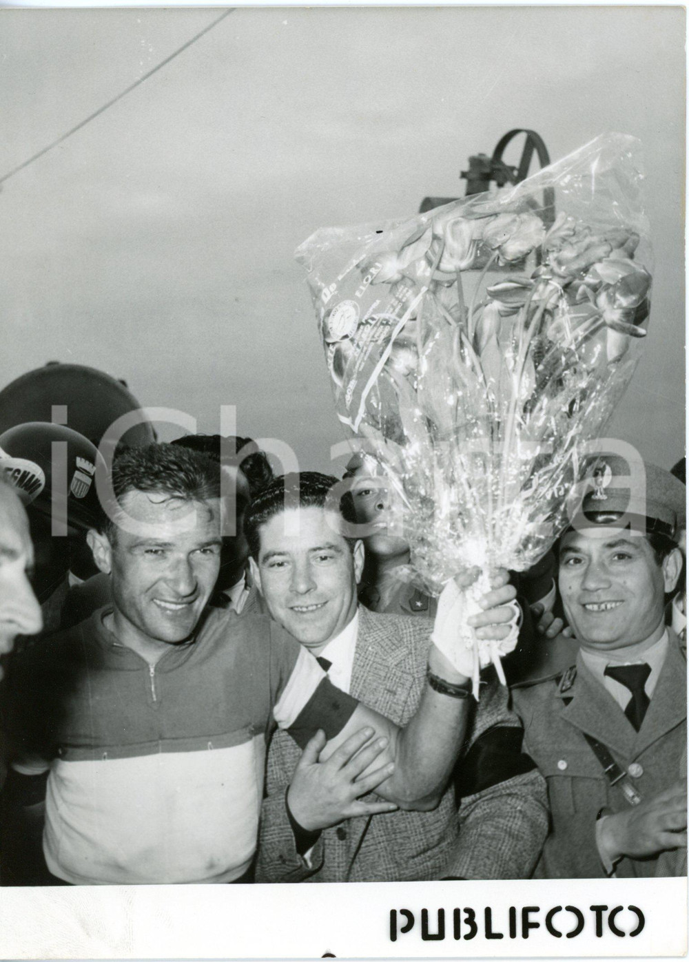 1957 NAPOLI - CICLISMO Giro della Campania - Giorgio ALBANI vince la gara *Foto