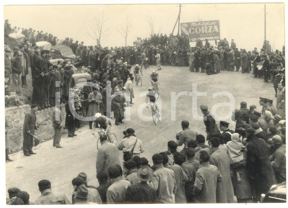1956 CICLISMO MILANO-SANREMO Pierino BAFFI al comando sul Passo del Turchino