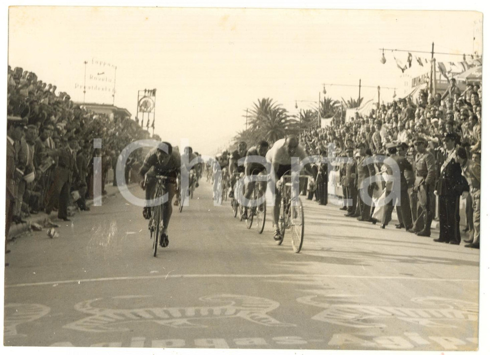 1955 VIAREGGIO CICLISMO Giro d'Italia - Giovanni CORRIERI vince 7^ tappa *Foto