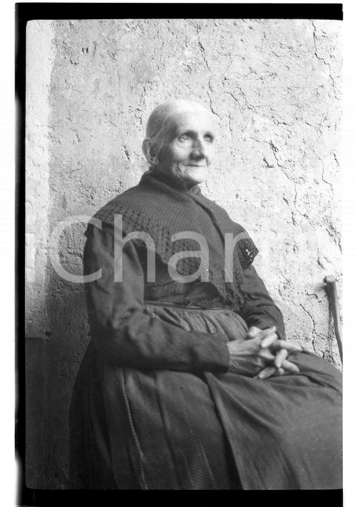 6x9cm NEGATIVO ORIGINALE * 1920 GARLATE (LC) Ritratto di Rachele Bergamo