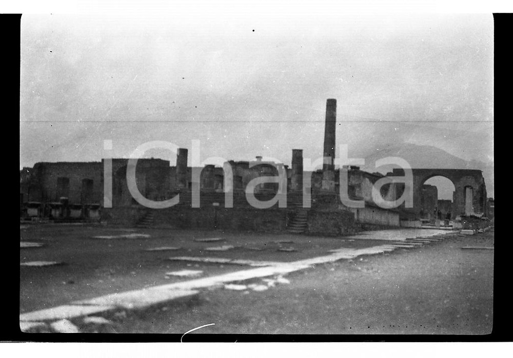 Fotografia d epoca originale 6x9cm NEGATIVO ORIGINALE  1927 POMPEI NA Scavi dell area archeologica il Foro 1