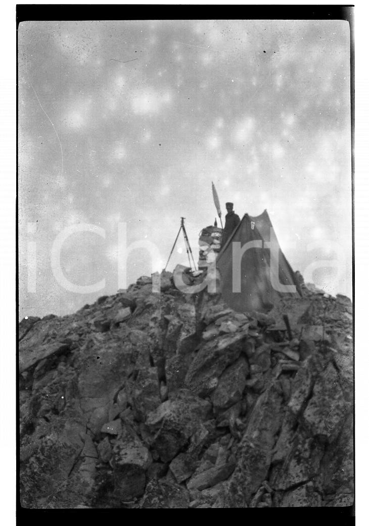 Fotografia d epoca originale 1926 MONTE BERTRAND CN Militare all osservatorio NEGATIVO ORIGINALE 1