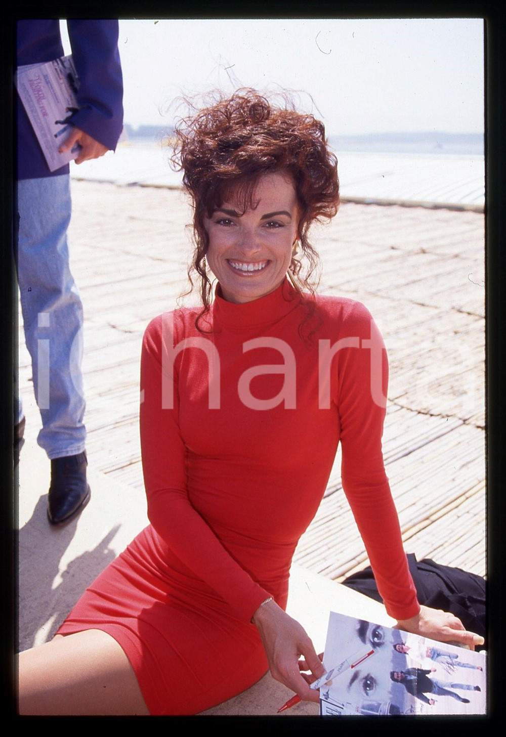 Fotografia d epoca originale 35mm vintage slide 1990ca VENEZIA Kim MORGAN GREENE al Lido Ritratto 2 1