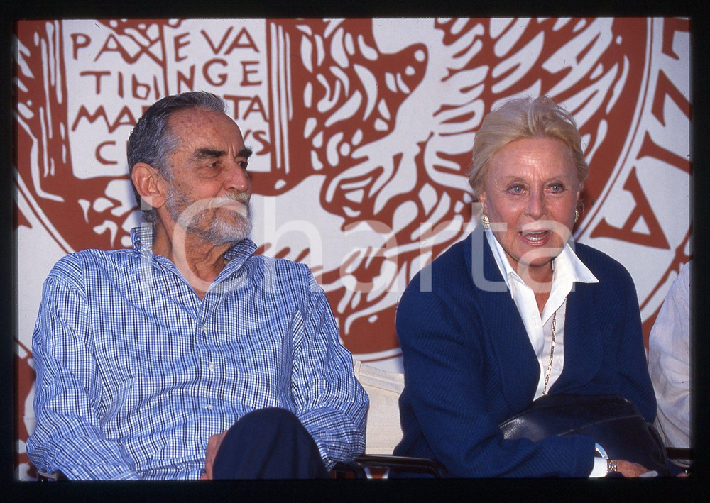 Fotografia d epoca originale 35mm vintage slide 1996 VENEZIA Vittorio GASSMAN Michèle MORGAN Ritratto 1 1