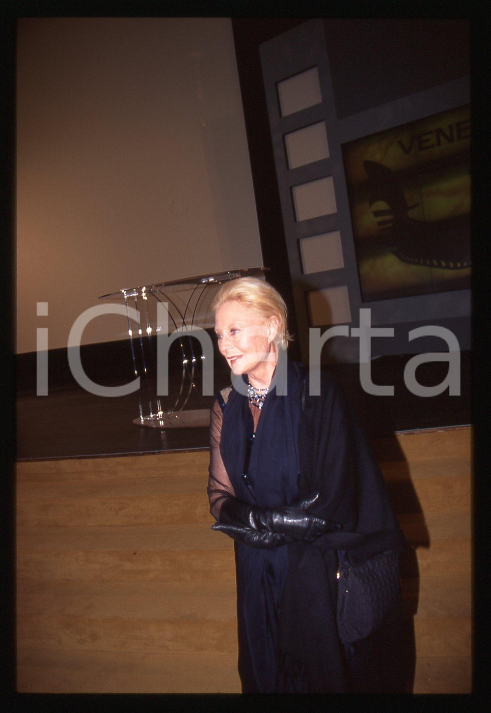 Fotografia d epoca originale 35mm vintage slide 1996 VENEZIA Michèle MORGAN Ritratto dell attrice 10 1