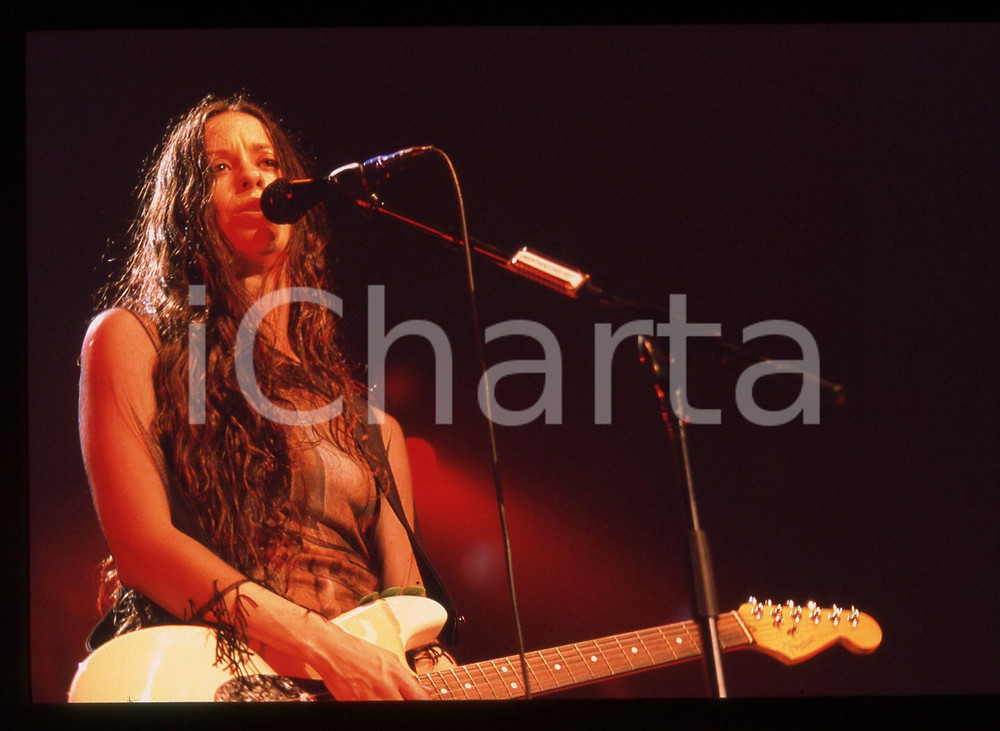 35mm vintage slide* 1995ca MUSICA Alanis MORISSETTE in concerto (7)