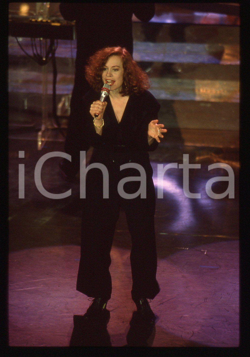 35mm vintage slide* 1991 SANREMO Sarah Jane MORRIS al Teatro Ariston (1)