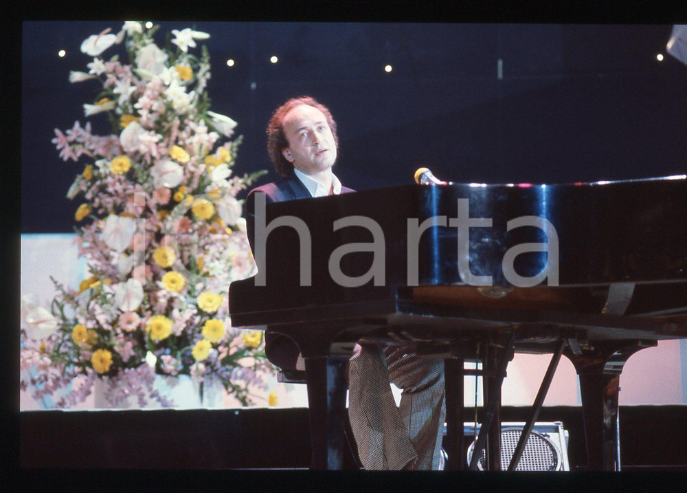 35mm vintage slide* 1989 SANREMO Mimmo LOCASCIULLI in concerto - Premio Tenco 1