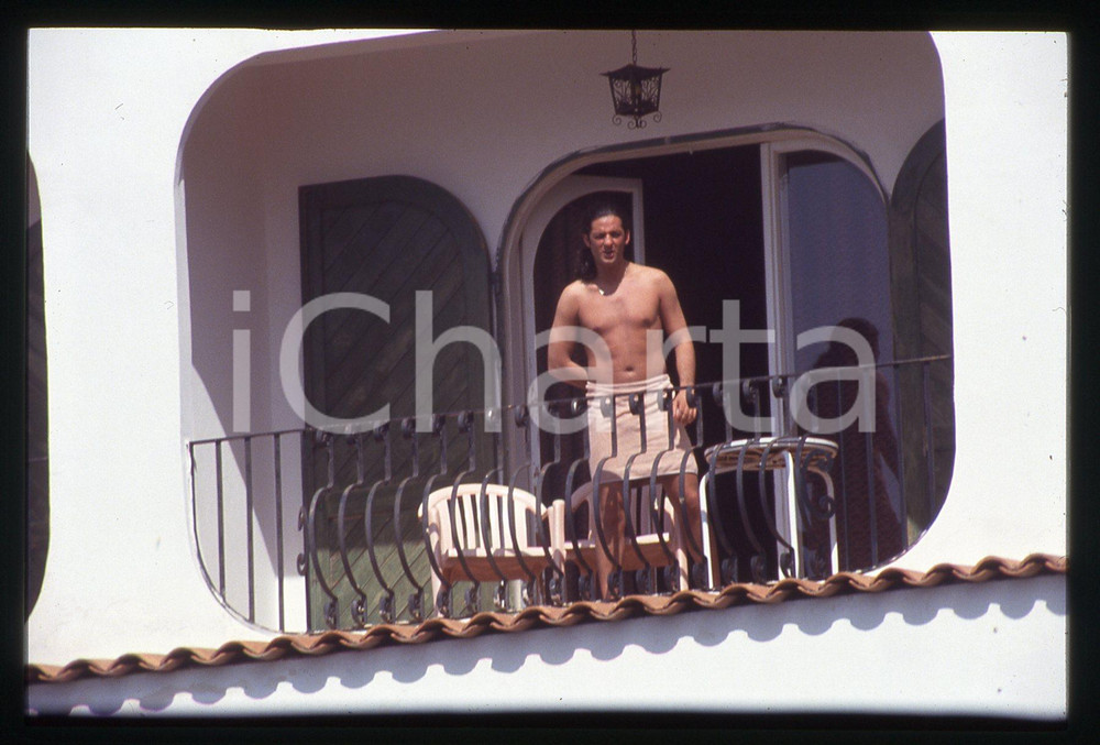 35mm vintage slide* 1990ca GOSSIP Rosario FIORELLO paparazzato in vacanza (3)