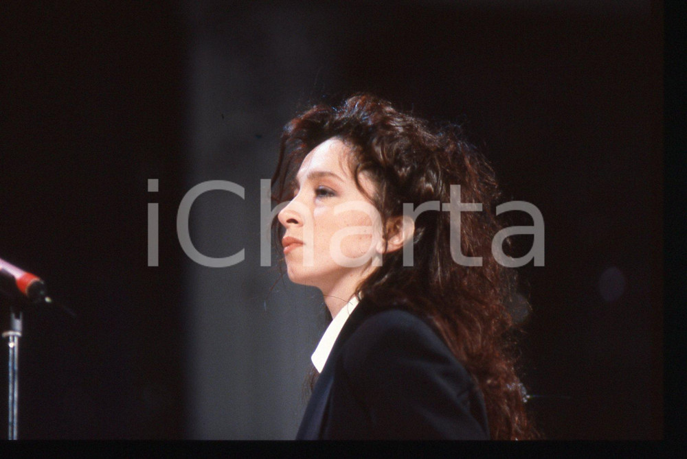 35mm vintage slide* 1992 SANREMO Laura VALENTE dei MATIA BAZAR -Teatro Ariston 6