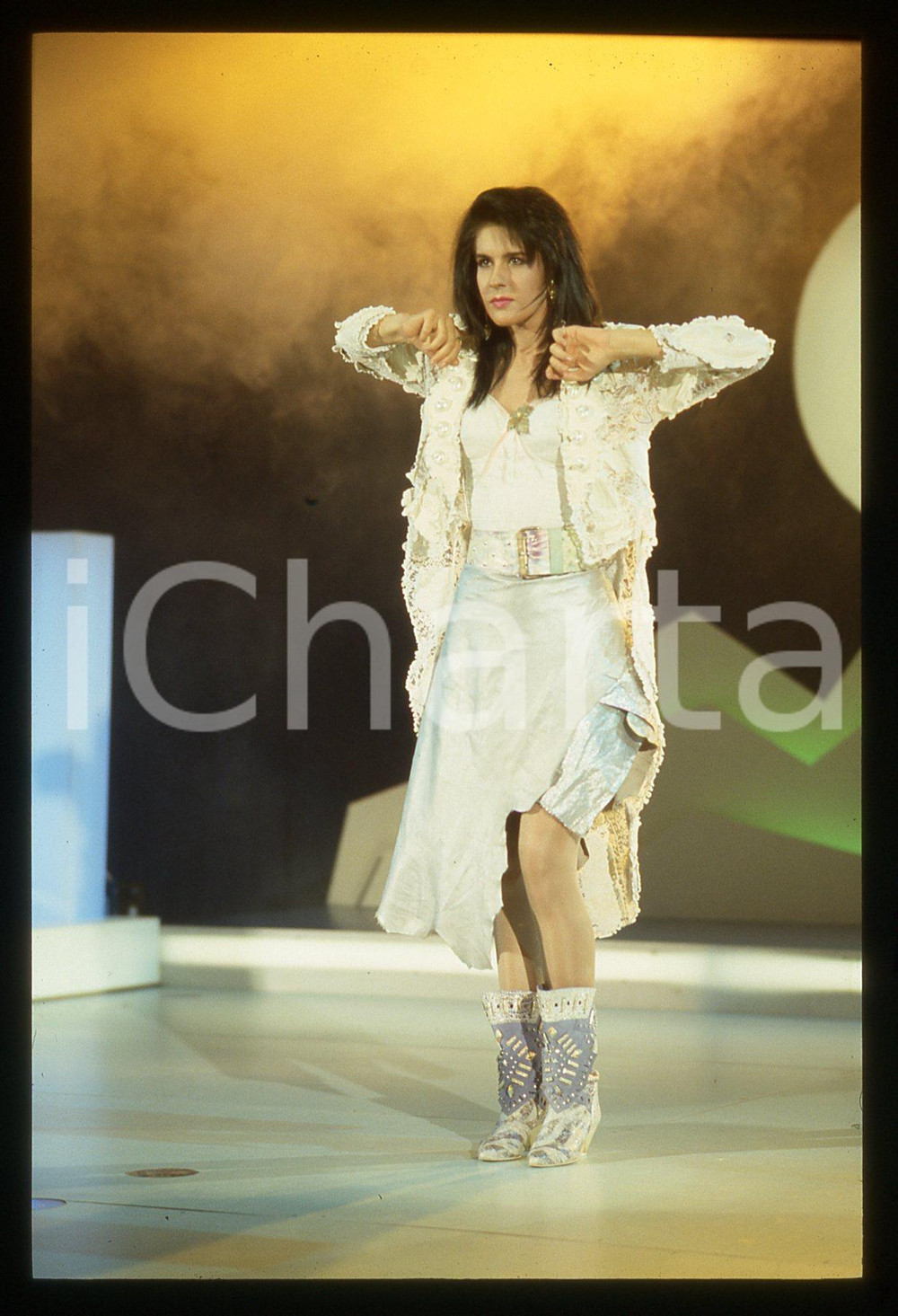 35mm vintage slide* 1986 RAI 1 DISCORING Valerie DORE Ritratto della cantante 6