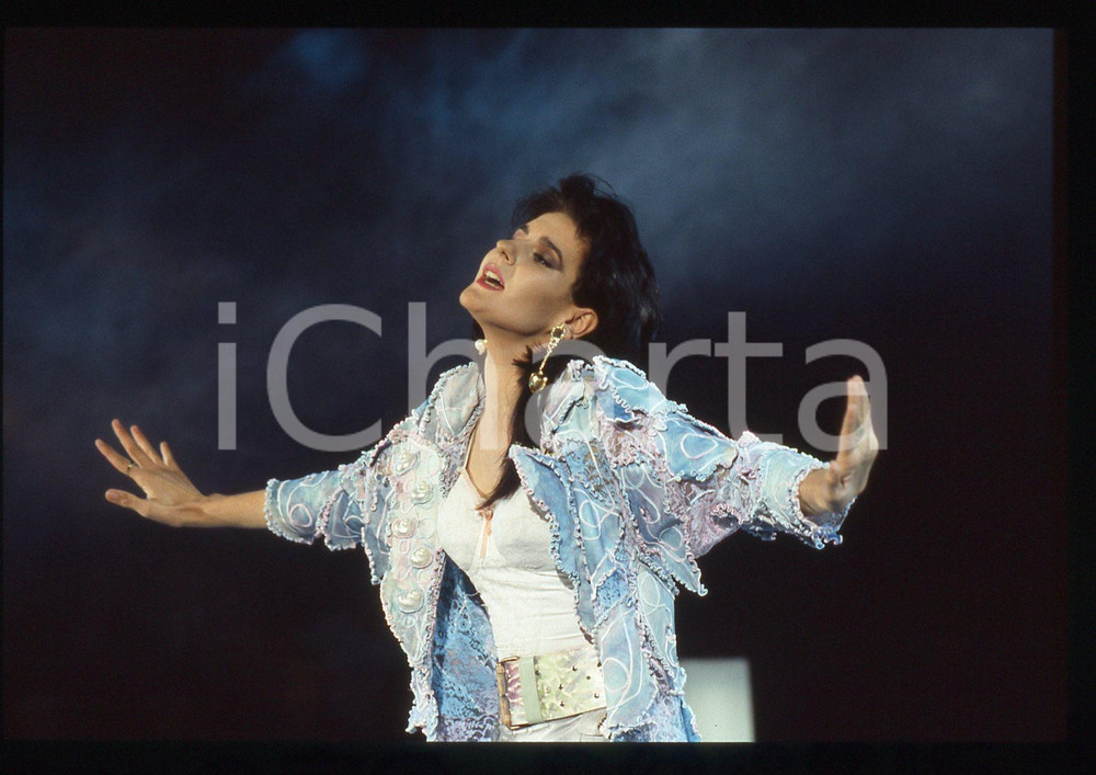 35mm vintage slide* 1986 RAI 1 DISCORING Valerie DORE Ritratto della cantante 8